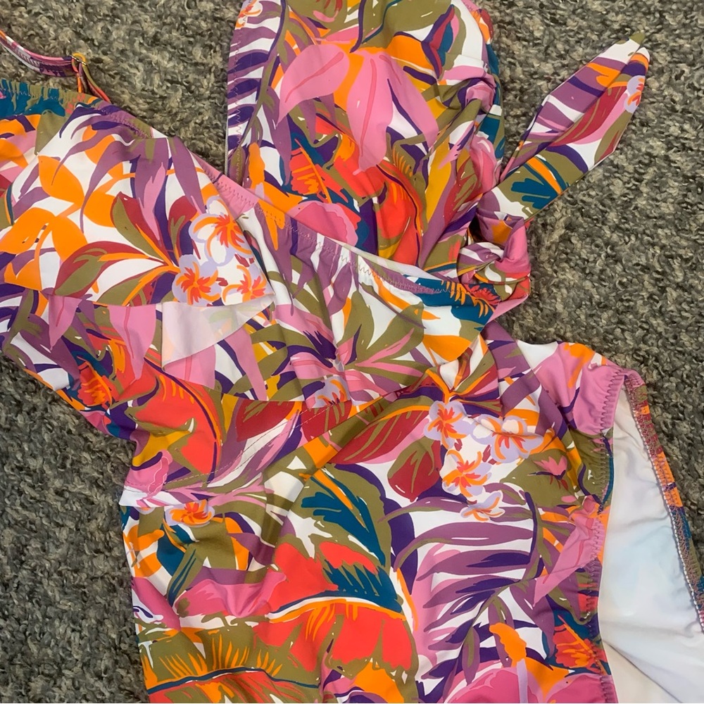 Profile by Gottex Surplice Ruffle Floral V Neck One Piece Swimsuit - Picture 12 of 12